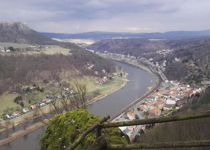 At The Small Baerenstein 아파트